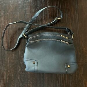 Elegant Blue Crossbody Bag